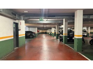 Garaje en venta en Gràcia en Sabadell