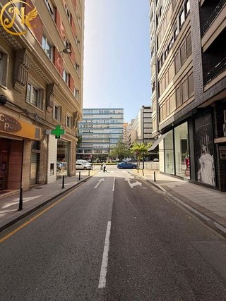 Local comercial en venta en Numancia - San Fernando en Santander