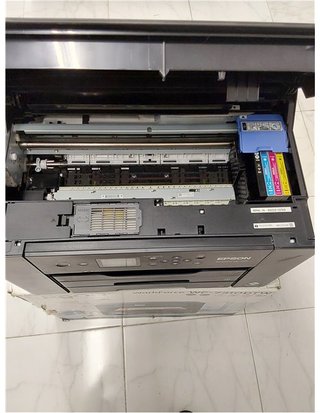 Stampante monofunzione a getto d'inchiostro WorkForce WF-7310DTW A3+ con connettività wireless e stampa fronte/retro