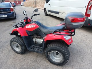 QUAD KYMCO MXU 150 Rojo