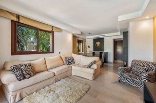 Piso en venta en Nueva Andalucía centro en Marbella