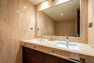 Piso en venta en Nueva Andalucía centro en Marbella