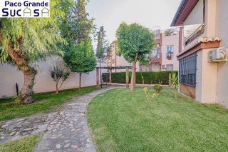 Ático en venta en Zubia (La)