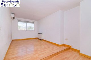 Ático en venta en Zubia (La)