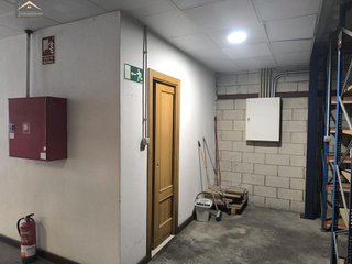 Nave industrial en venta en Cartes