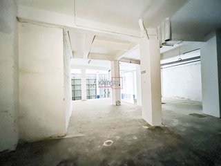 Local comercial en venta en Milagrosa en Pamplona