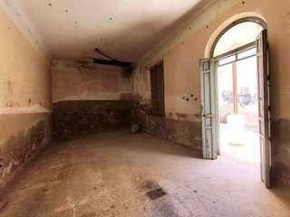 Chalet en venta en Novelda