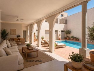 Chalet en venta en Novelda