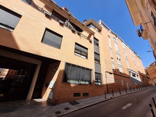 Garaje en venta en Bellas Vistas en Madrid