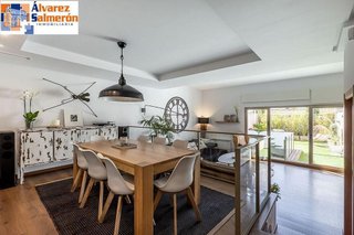 Casa pareada en venta en Bola de Oro - Serrallo en Granada