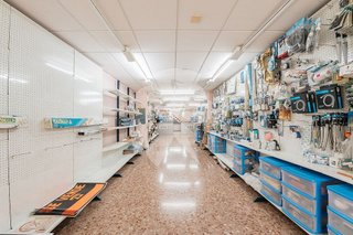 Local comercial en venta en Este en Castellón de la Plana