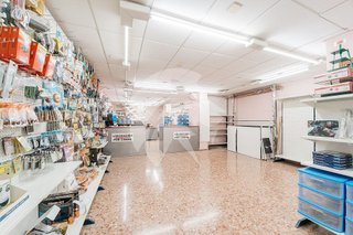 Local comercial en venta en Este en Castellón de la Plana