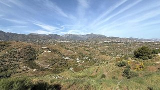 Terreno en venta en Torrox Pueblo en Torrox