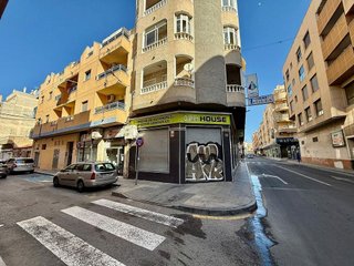 Garaje en alquiler en Centro en Torrevieja