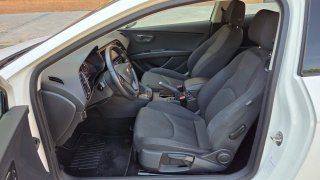 SEAT Leon DSG 1.6 tdi 105cv libro completo sellado