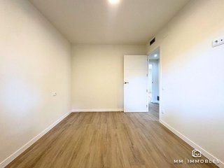 Piso en venta en Canovelles