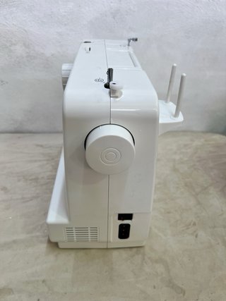 Máquina de coser Singer Promise 1408