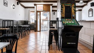Local comercial en venta en Zubia (La)