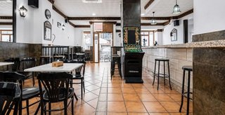Local comercial en venta en Zubia (La)