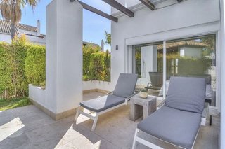 Casa adosada en alquiler en Lomas de Marbella Club - Puente Romano en Marbella