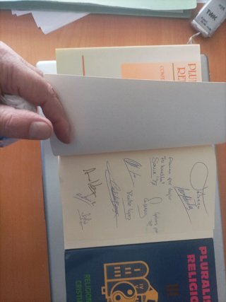 Pluralismo religioso en España Sectas y religio...