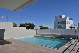 Chalet en venta en San Miguel de Salinas