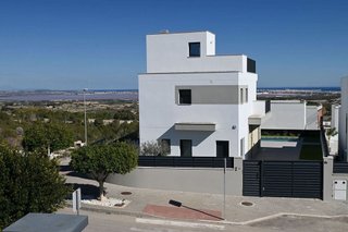 Chalet en venta en San Miguel de Salinas