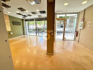 Local comercial en venta en El Centre en Esplugues de Llobregat