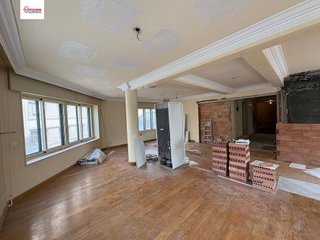 Piso en venta en Plaza España - Villa Pilar - Reyes Católicos - Vadillos en Burgos