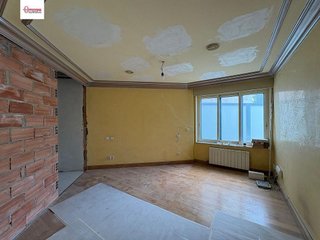 Piso en venta en Plaza España - Villa Pilar - Reyes Católicos - Vadillos en Burgos