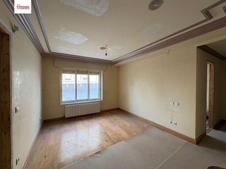 Piso en venta en Plaza España - Villa Pilar - Reyes Católicos - Vadillos en Burgos