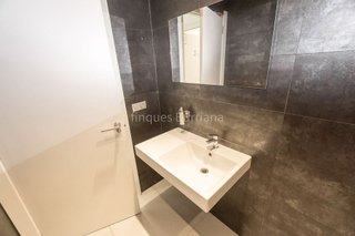 Local comercial en venta en Zona Llombai en Burriana