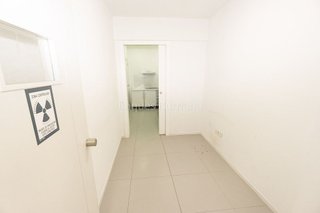Local comercial en venta en Zona Llombai en Burriana