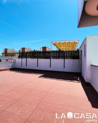 Piso en venta en Cruz Roja en Sevilla