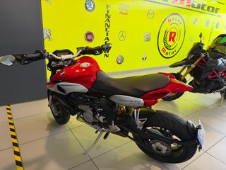 MV AGUSTA RIVALE 2014