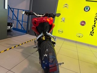 MV AGUSTA RIVALE 2014