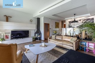 Casa pareada en venta en Bola de Oro - Serrallo en Granada