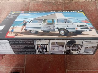 Maqueta Revell Volkswagen T3 Camper 1:25