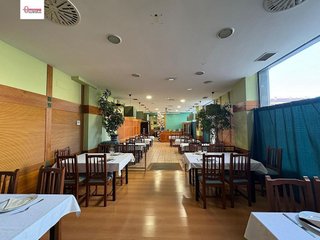 Local comercial en venta en AVE - Villimar en Burgos