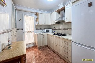 Piso en venta en Ciudad Jardín - Tagarete - El Zapillo en Almería