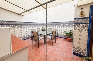 Piso en venta en Ciudad Jardín - Tagarete - El Zapillo en Almería