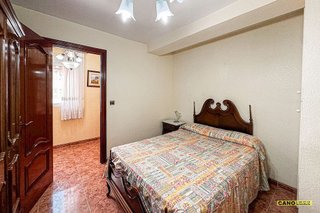 Piso en venta en Ciudad Jardín - Tagarete - El Zapillo en Almería