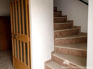 Chalet en venta en Linares