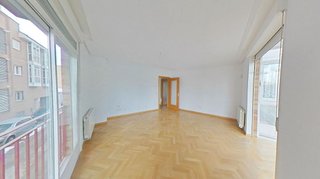 Piso en venta en Campamento en Madrid