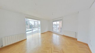 Piso en venta en Campamento en Madrid