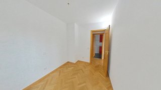Piso en venta en Campamento en Madrid