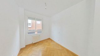 Piso en venta en Campamento en Madrid