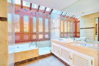 Dúplex en alquiler en Nueva Andalucía centro en Marbella
