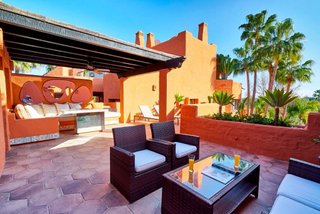 Dúplex en alquiler en Nueva Andalucía centro en Marbella