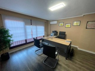 Oficina en venta en Centro en Cáceres